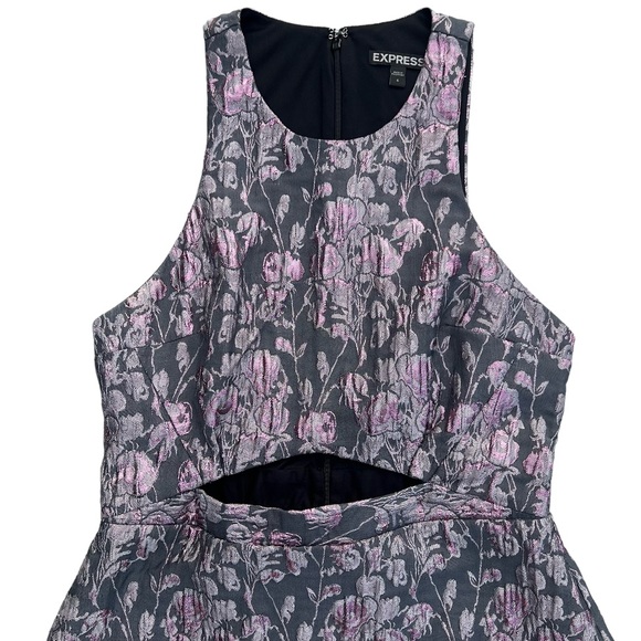 Express - Metallic Flower Formal dress - Size 6 - Picture 7 of 14
